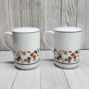 Japanese Porcelain Salt & Pepper Shakers White Flower & Leaves Design w/ Handle